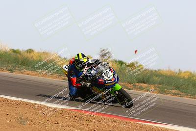 media/Apr-30-2023-CRA (Sun) [[020fcf5d43]]/Race 14-400 Expert-Amateur Superbike/